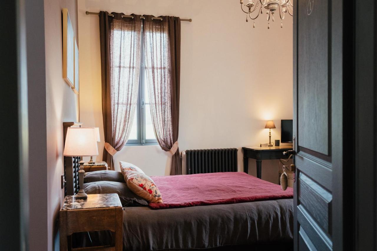 Villa 2 Pas Sages La Roche-Chalais Eksteriør billede